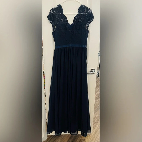 Daisyaner Formal Floral Lace Maxi Dress Evening V-Neck Dress in Navy - Picture 6 of 8